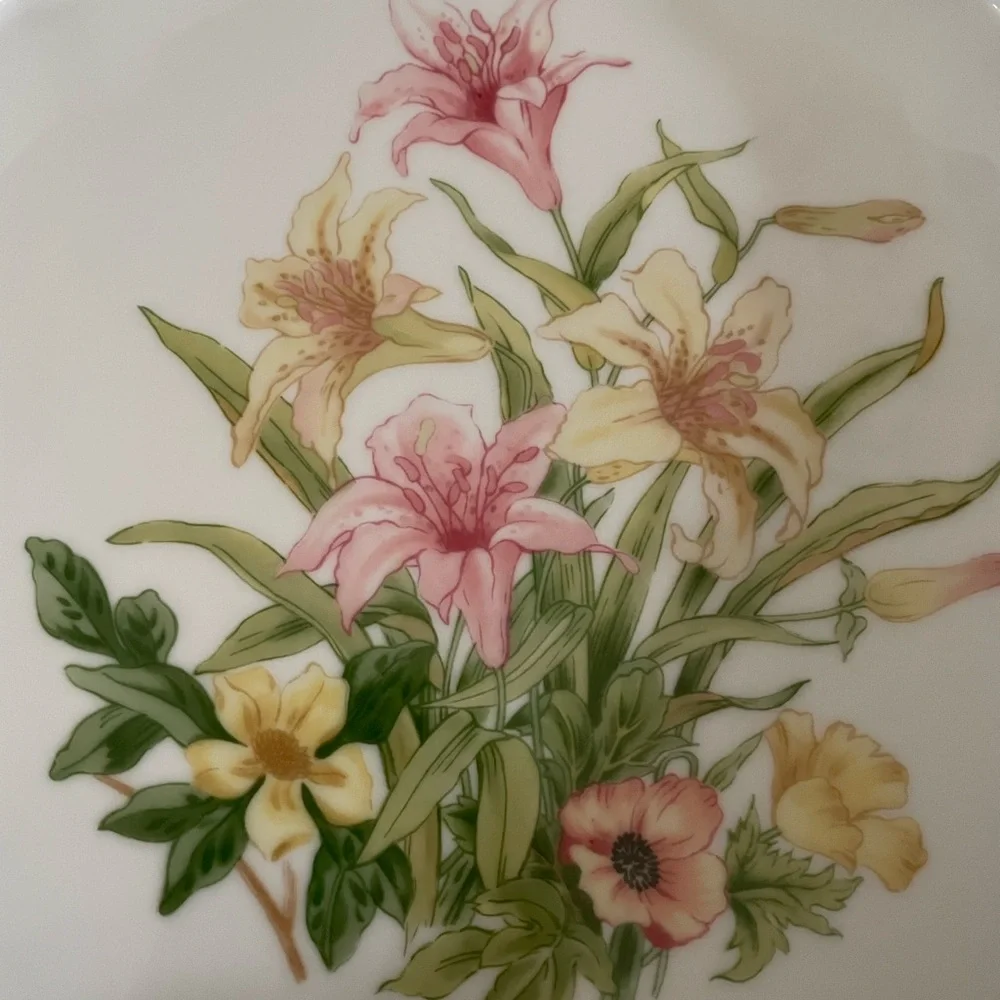 Shafford Jade Lily vintage quiche dish